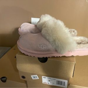 Girls pink glitter Ugg slippers